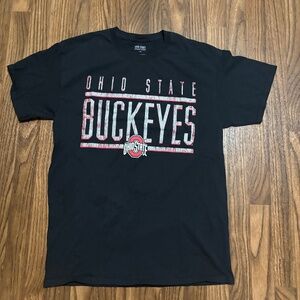 Ohio State Buckeyes Short Sleeve Tee * Size Medium * Authentic Apparel